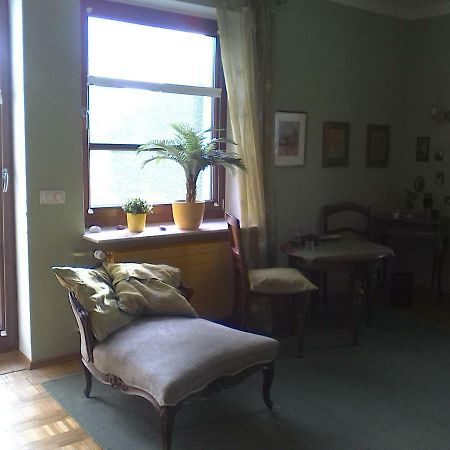 Messezimmer Naehe Zentrum كولونيا المظهر الخارجي الصورة